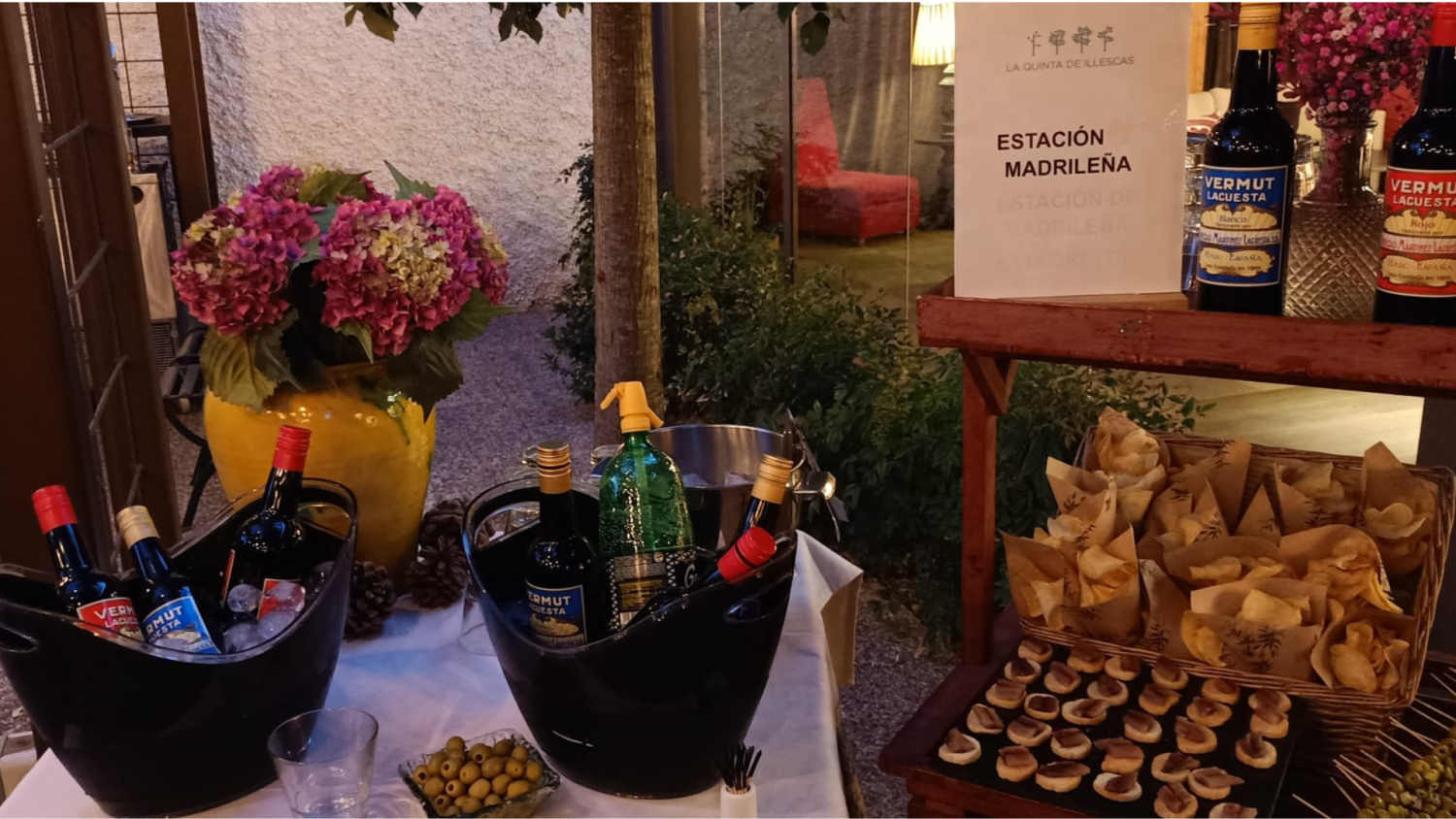 Estación madrileña con vermut, anchoas y picoteo castizo en La Quinta de jarama de Madrid